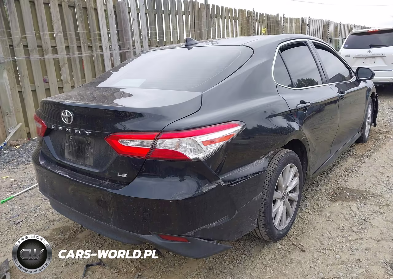 2019 Toyota Camry Le VIN:4T1B11HK5KU185865 - 4