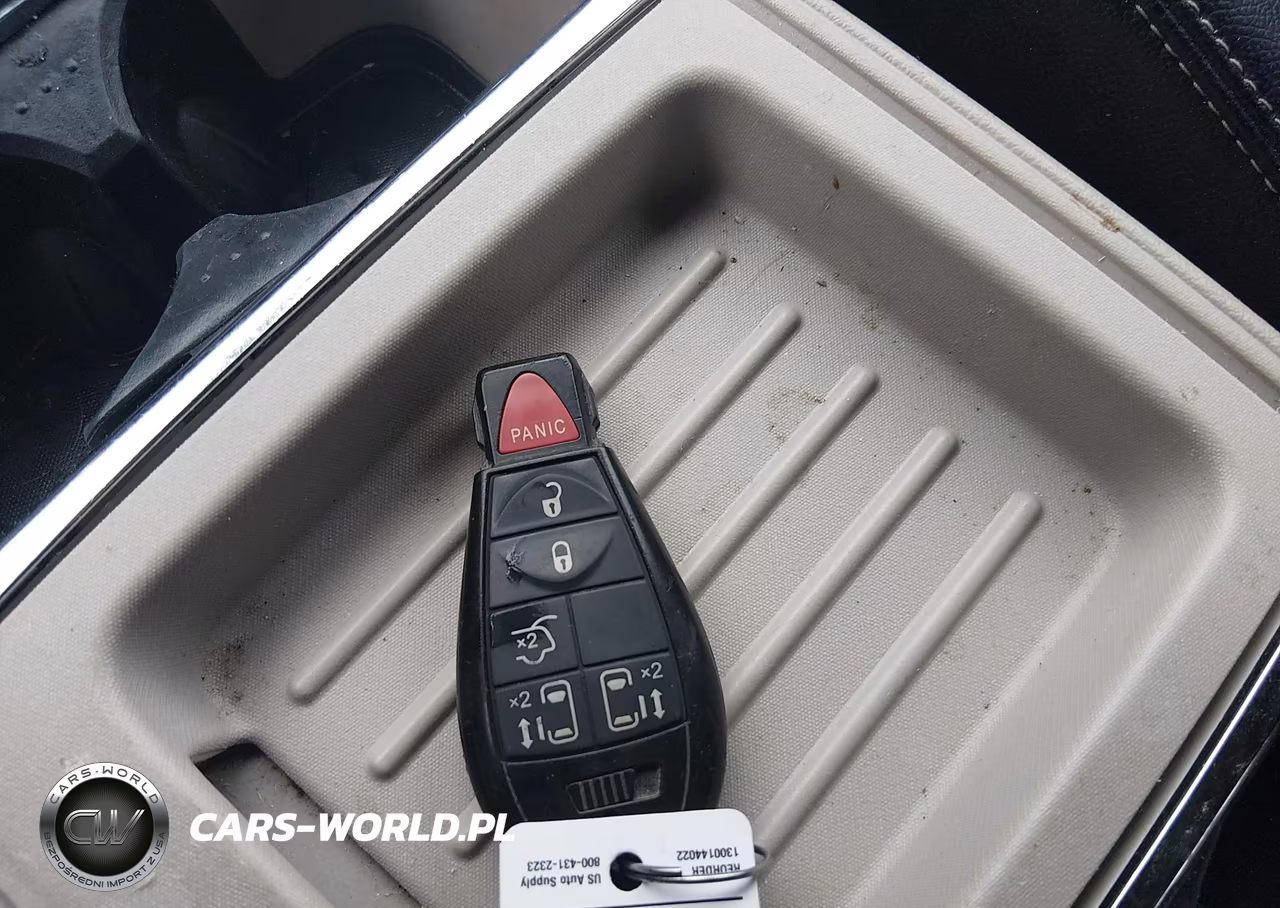 2012 Chrysler Town & Country Touring VIN:2C4RC1BG8CR353126 - 11