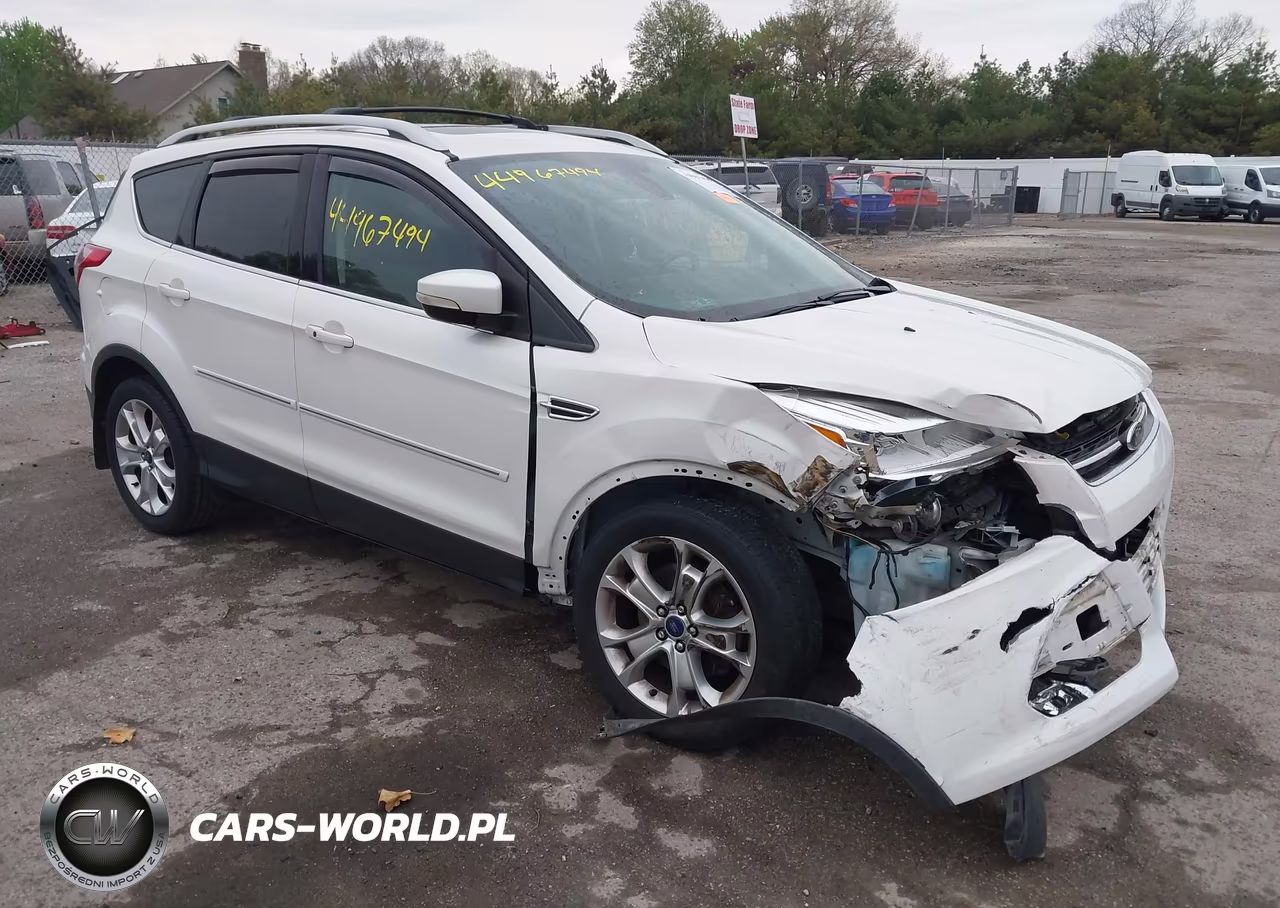 2015 Ford Escape Titanium – zdjęcie 1 z 17