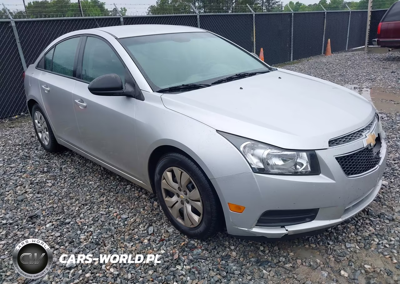2014 Chevrolet Cruze Ls Manual – zdjęcie 1 z 12