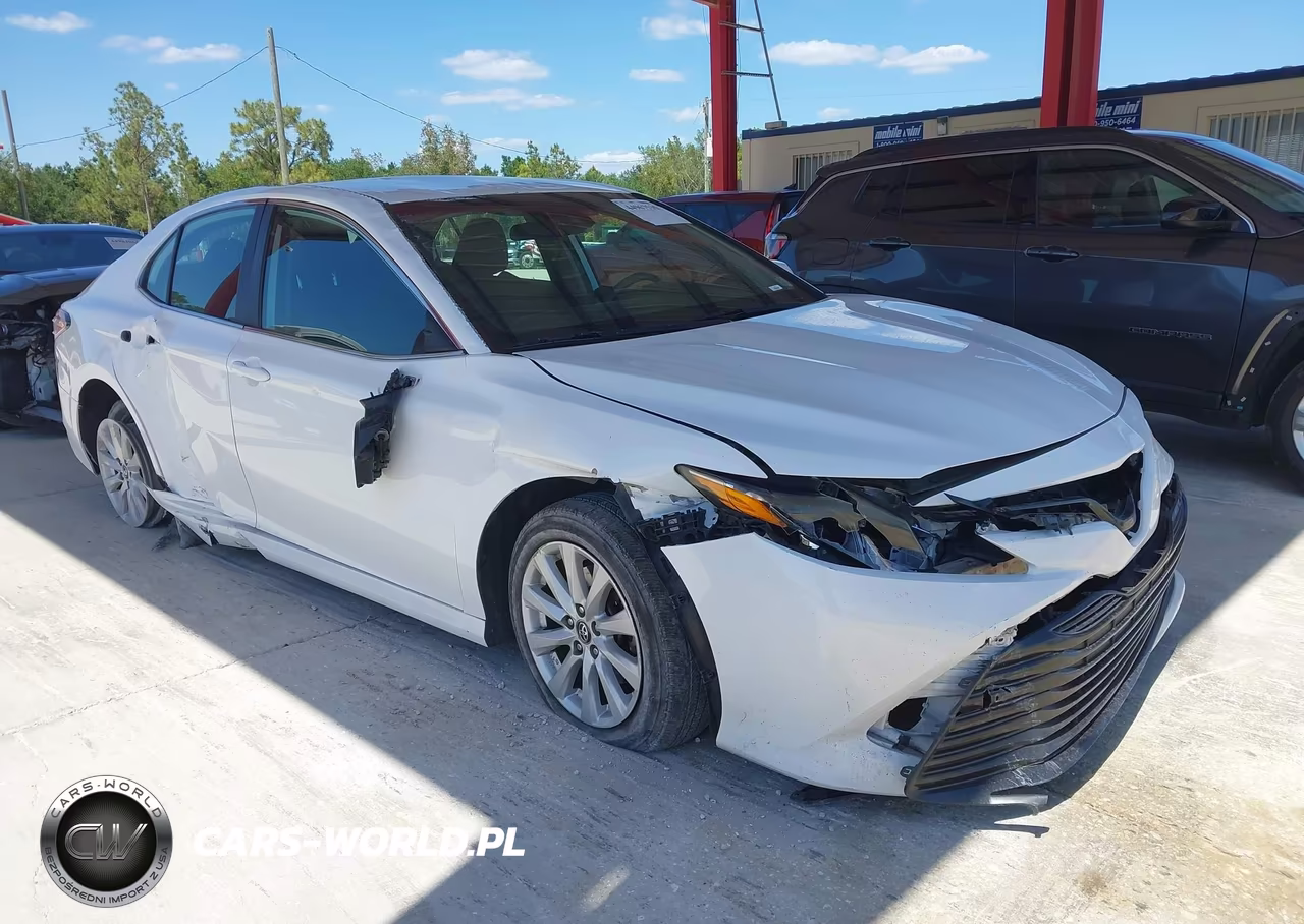 2020 Toyota Camry Le