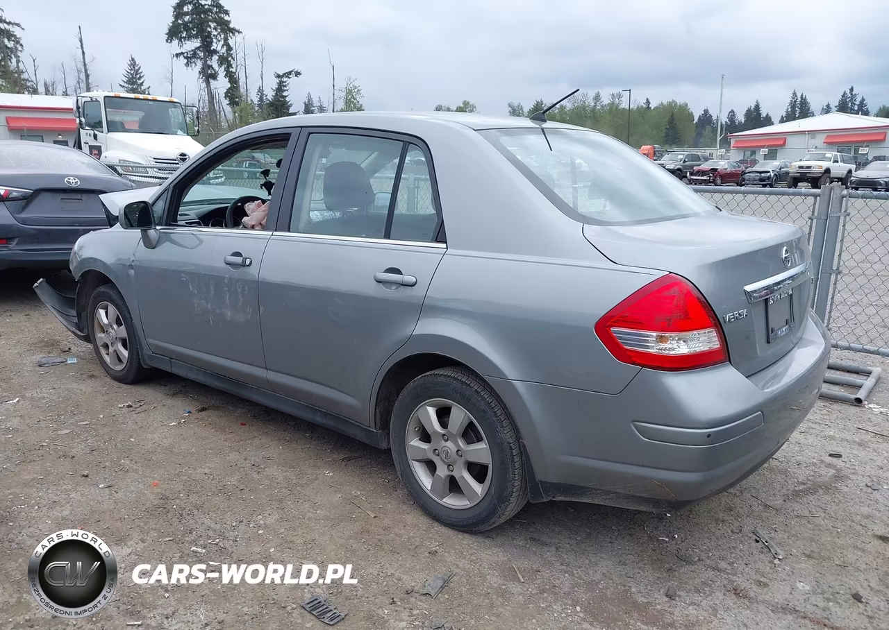 2008 Nissan Versa 1.8Sl VIN:3N1BC11EX8L401864 - 3