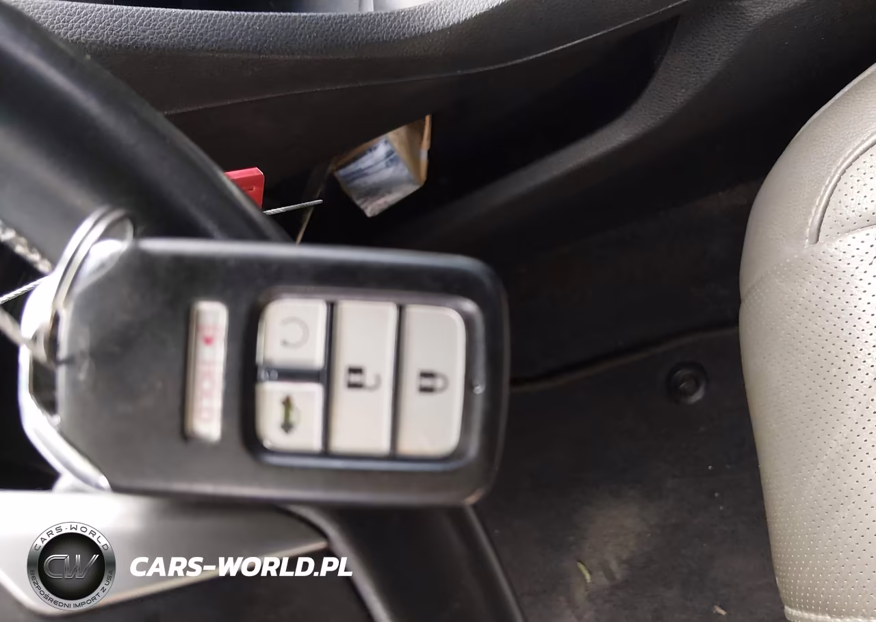 2016 Honda Civic Touring VIN:19XFC1F96GE031073 - 10