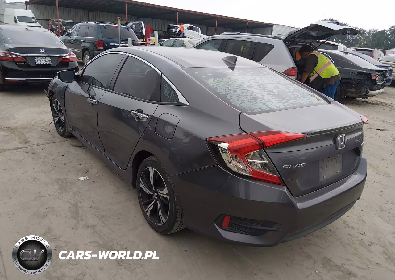 2016 Honda Civic Touring VIN:19XFC1F96GE031073 - 3
