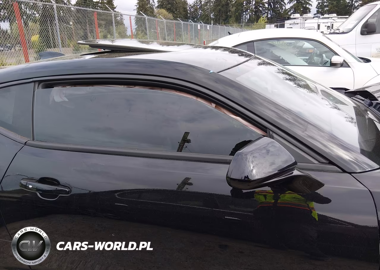 2021 Chevrolet Camaro Rwd Lt1 VIN:1G1FF1R71M0129121 - 13