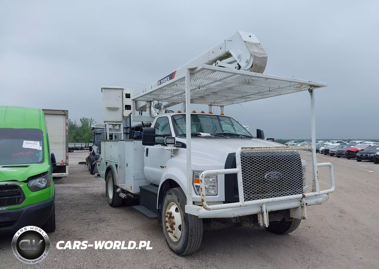 2018 Ford F-750 Diesel