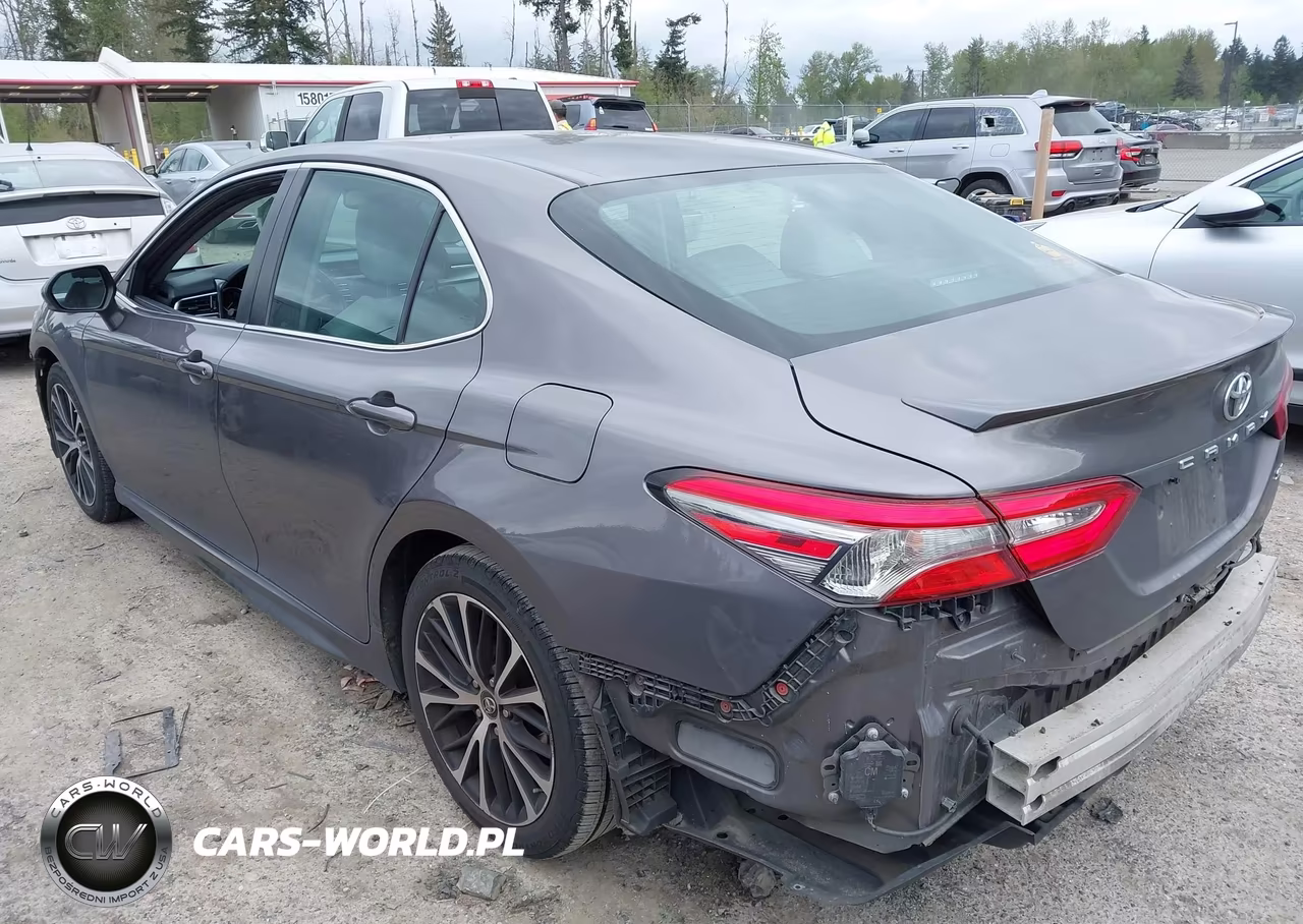 2018 Toyota Camry Se VIN:4T1B11HK1JU509568 - 3