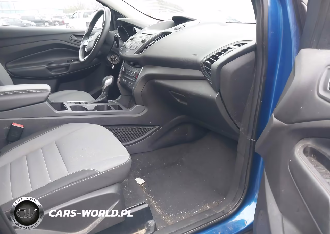 2017 Ford Escape S VIN:1FMCU0F70HUB13193 - 5