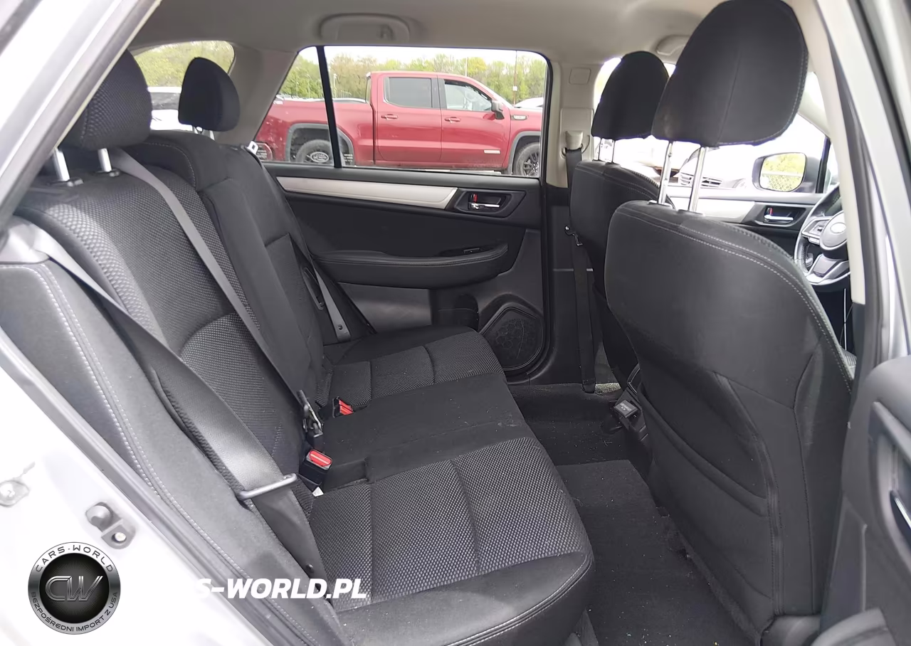 2018 Subaru Outback 2.5I Premium VIN:4S4BSACC1J3268212 - 8