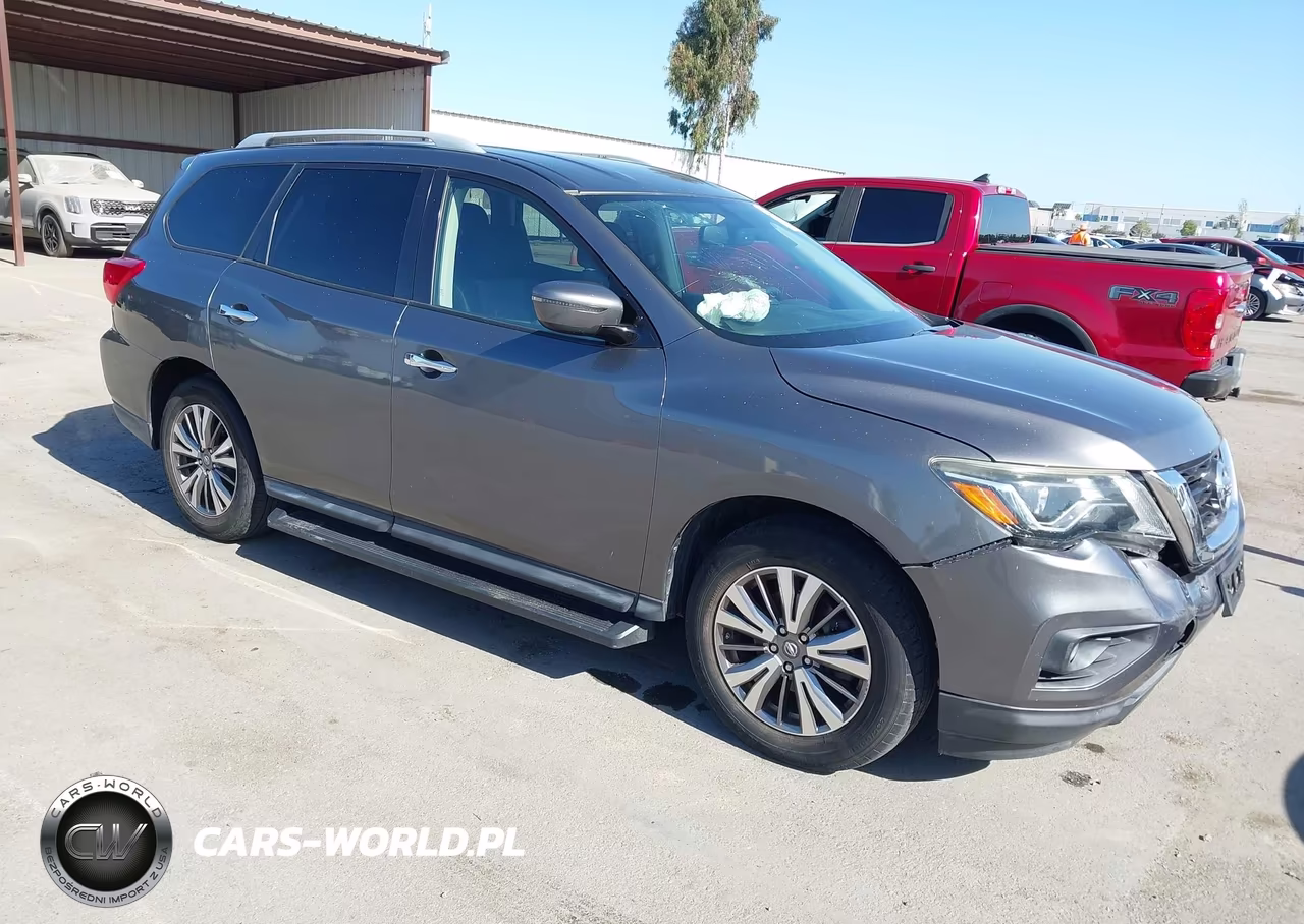 2018 Nissan Pathfinder Sv – zdjęcie 1 z 16