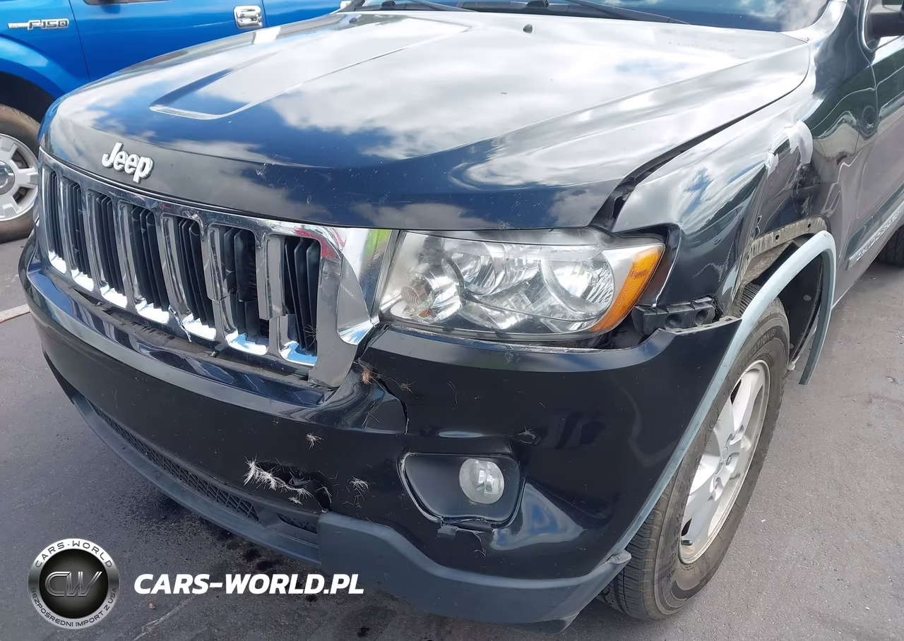 2011 Jeep Grand Cherokee Laredo VIN:1J4RS4GG0BC577487 - 12