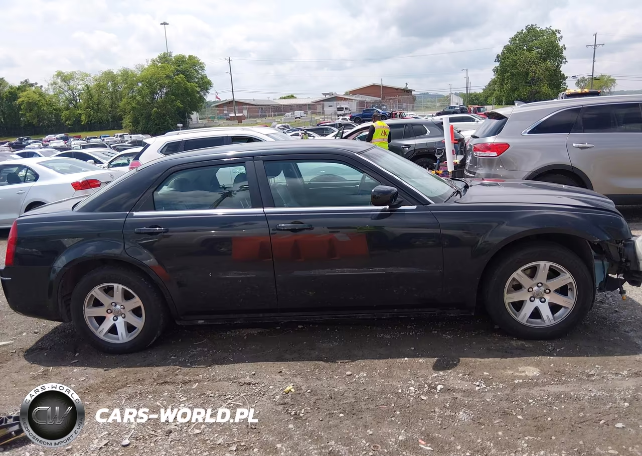 2006 Chrysler 300 Touring VIN:2C3KA53G96H269828 - 13