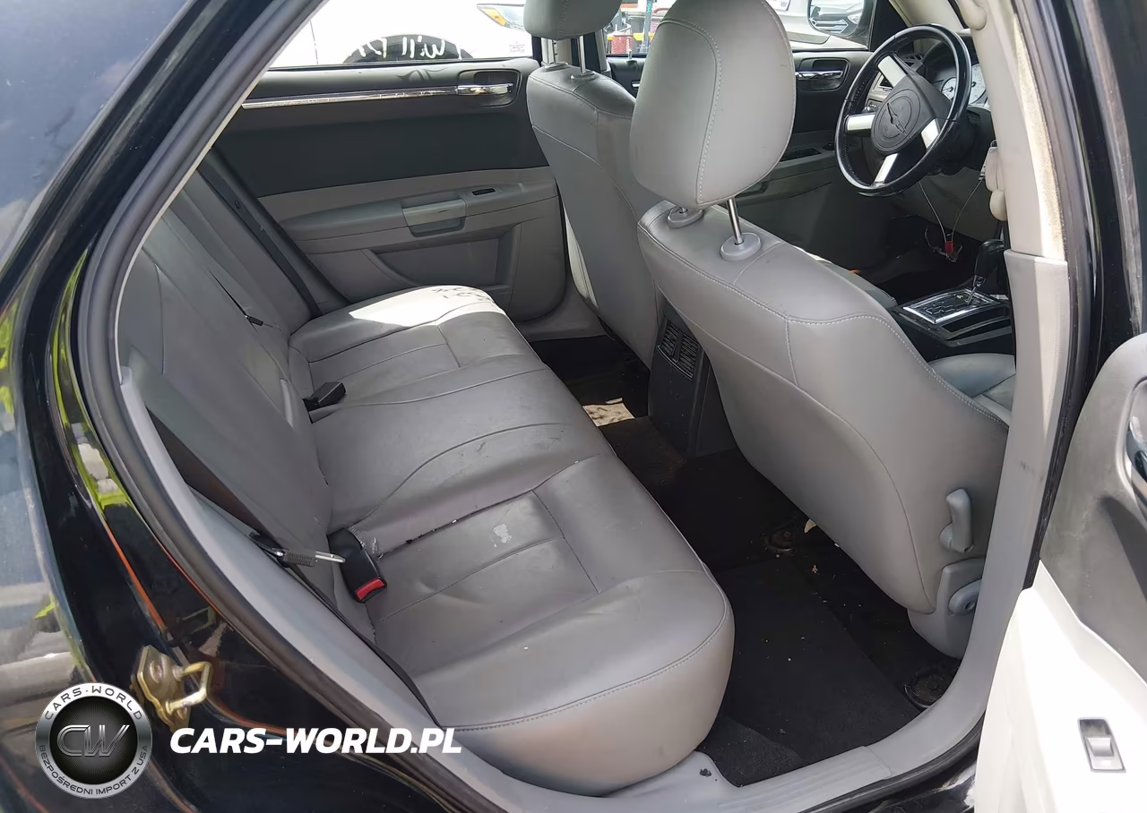 2006 Chrysler 300 Touring VIN:2C3KA53G96H269828 - 8