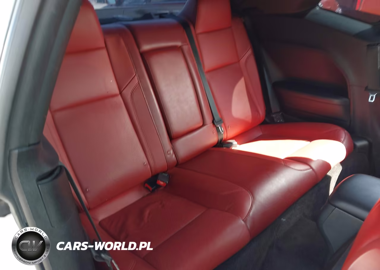 2018 Dodge Challenger Sxt Plus VIN:2C3CDZAG9JH211703 - 8