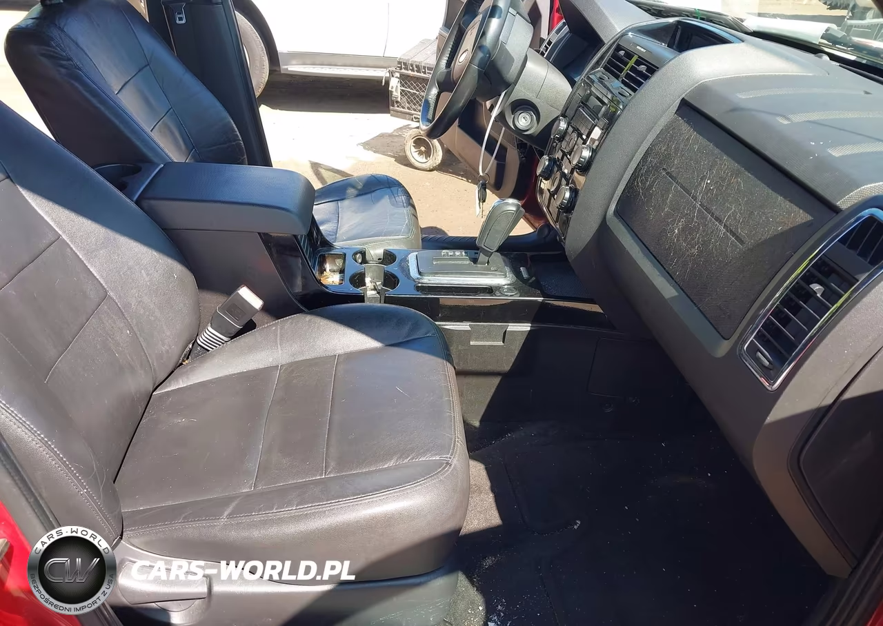 2010 Ford Escape Limited VIN:1FMCU0E71AKB02481 - 5