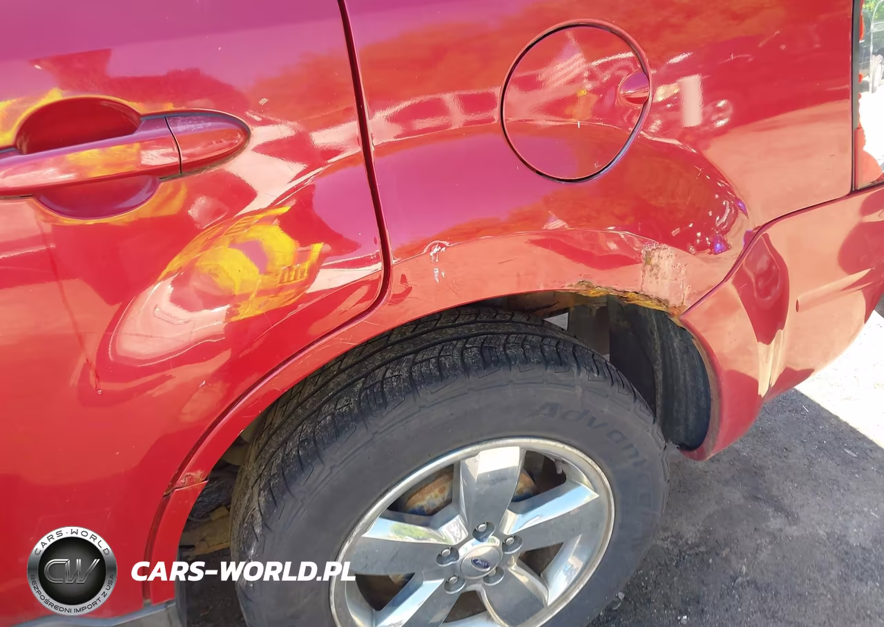 2010 Ford Escape Limited VIN:1FMCU0E71AKB02481 - 6