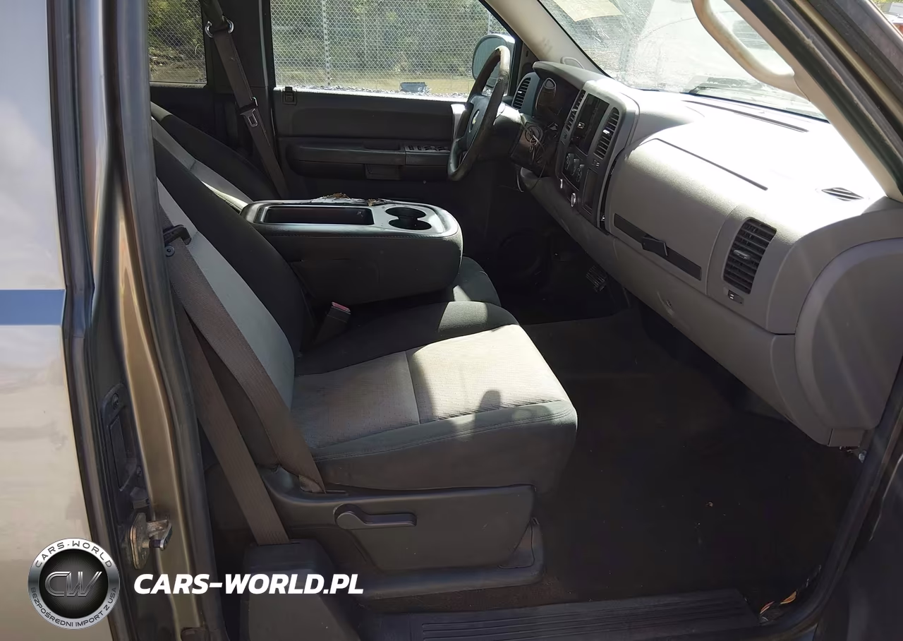 2008 Chevrolet Silverado 1500 Ls VIN:1GCEC19C88Z310825 - 5