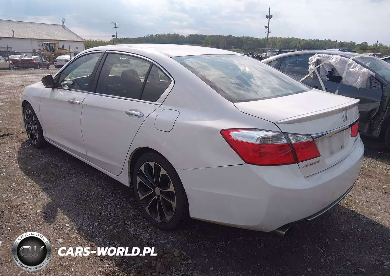 2015 Honda Accord Sport VIN:1HGCR2F51FA021834 - 3