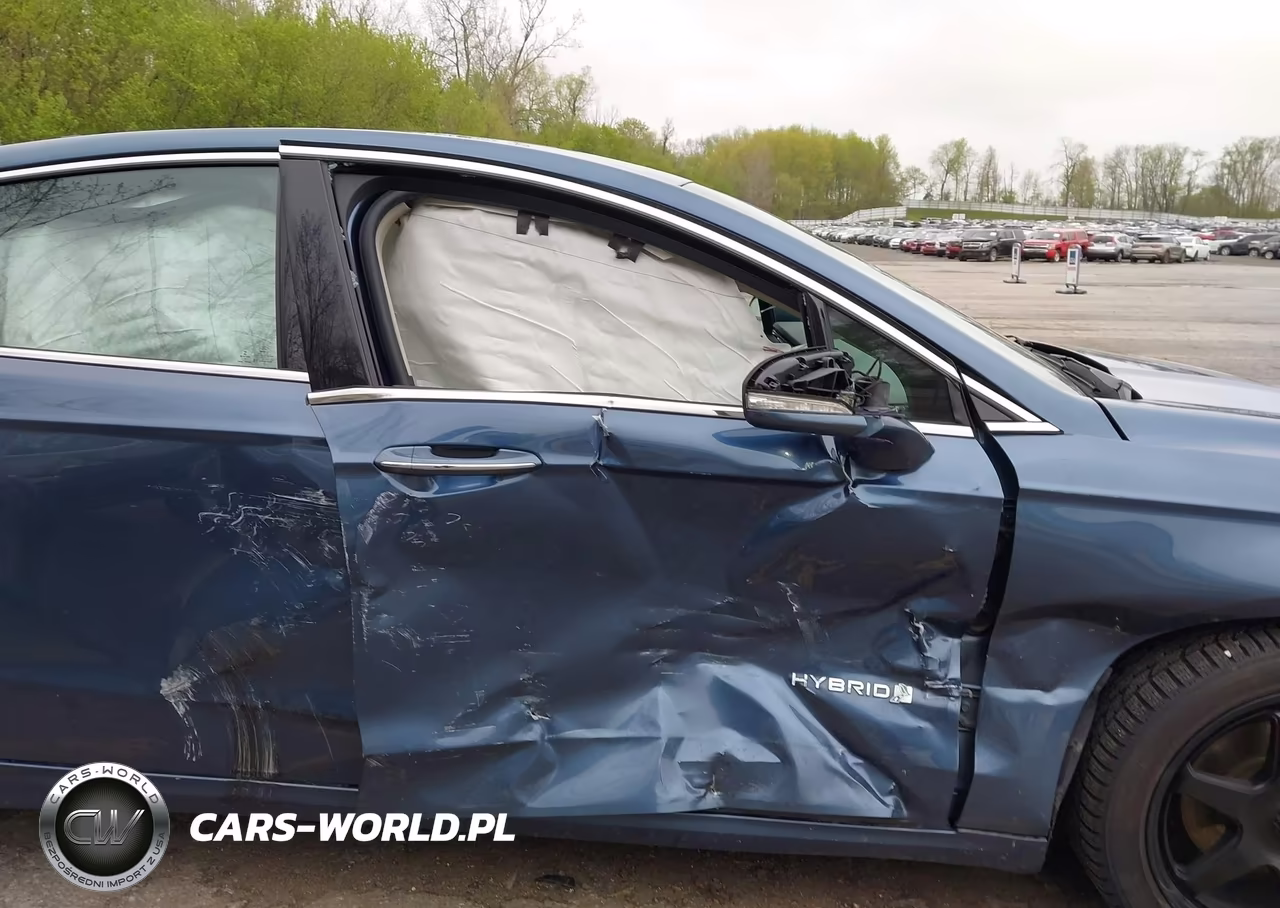 2019 Ford Fusion Hybrid Titanium VIN:3FA6P0RU5KR273178 - 6