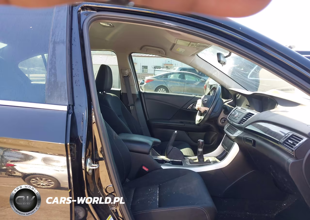 2015 Honda Accord Sport VIN:1HGCR2E52FA249147 - 5