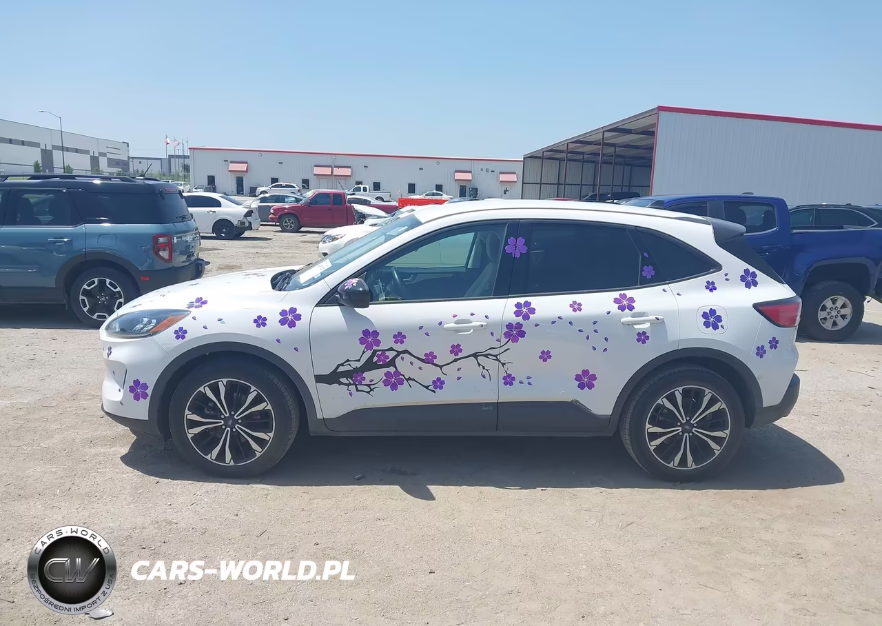 2021 Ford Escape Se Hybrid VIN:1FMCU0BZ4MUA26818 - 14