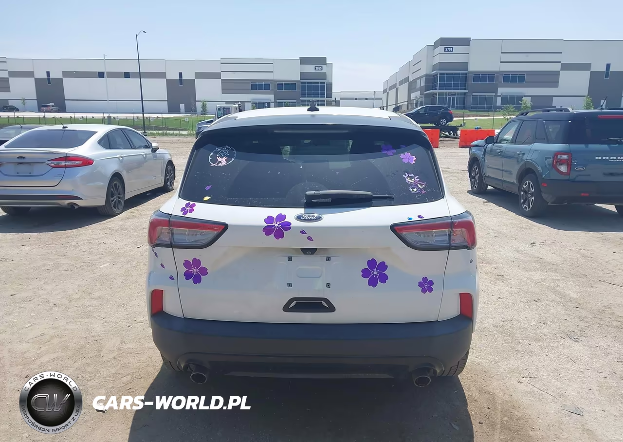 2021 Ford Escape Se Hybrid VIN:1FMCU0BZ4MUA26818 - 16