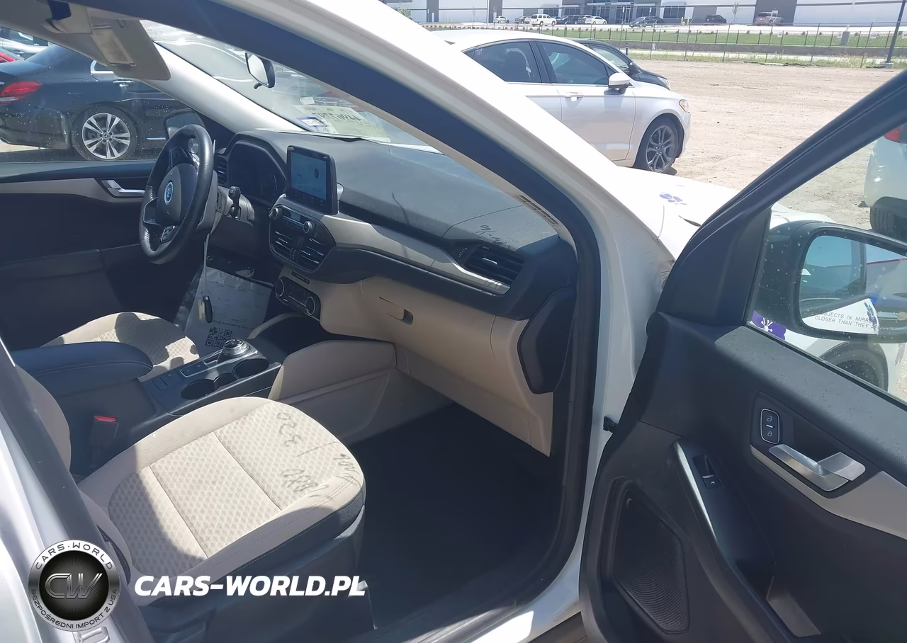 2021 Ford Escape Se Hybrid VIN:1FMCU0BZ4MUA26818 - 5