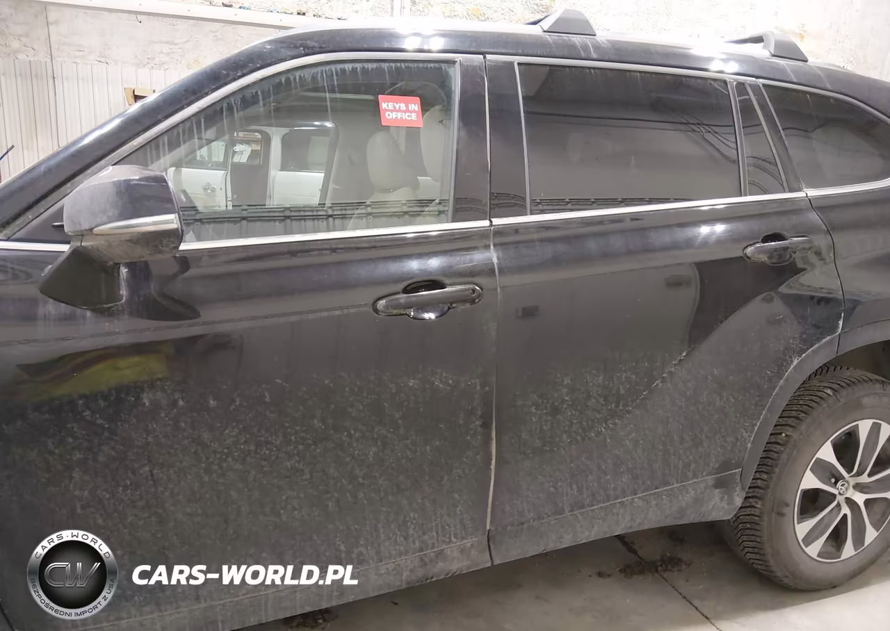 2021 Toyota Highlander Xle VIN:5TDHZRBHXMS102473 - 15