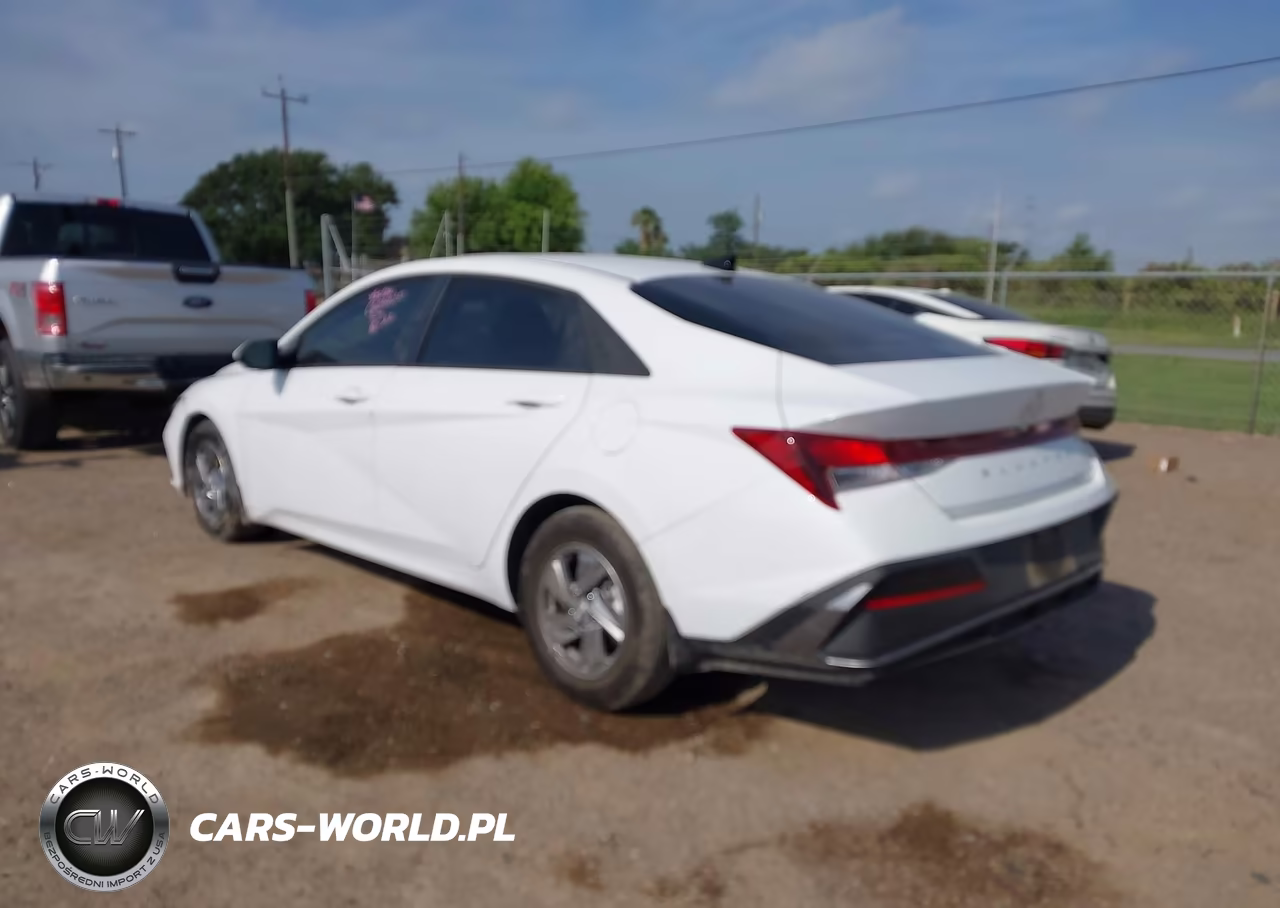 2025 Hyundai Elantra Se VIN:KMHLL4DG9SU015154 - 3