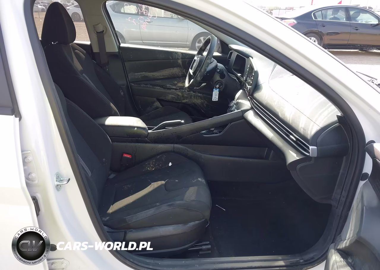 2025 Hyundai Elantra Se VIN:KMHLL4DG9SU015154 - 5