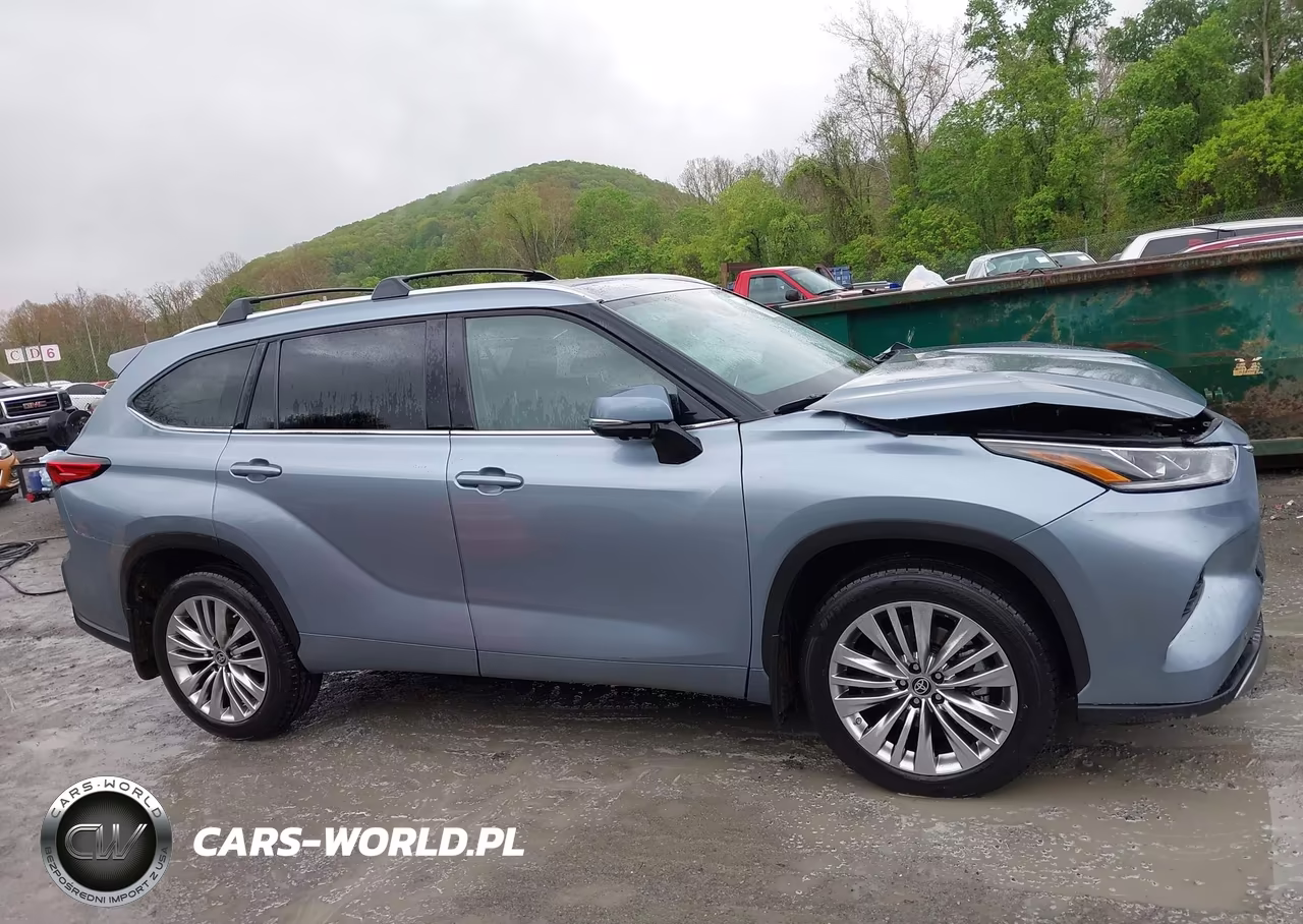 2023 Toyota Highlander Platinum VIN:5TDKDRBH2PS527453 - 13
