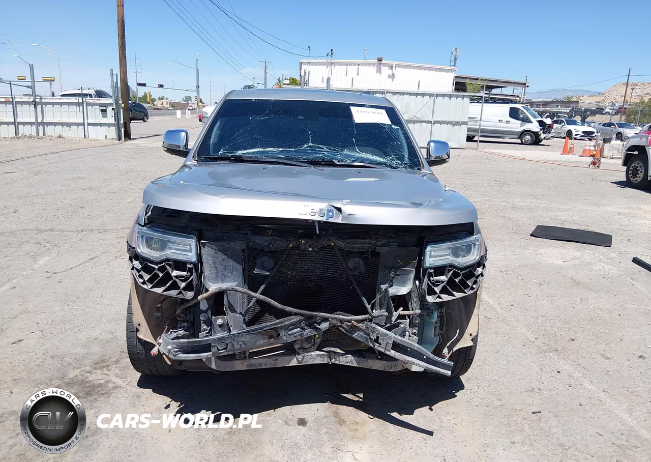 2018 Jeep Grand Cherokee Summit 4X4 VIN:1C4RJFJG5JC335743 - 6