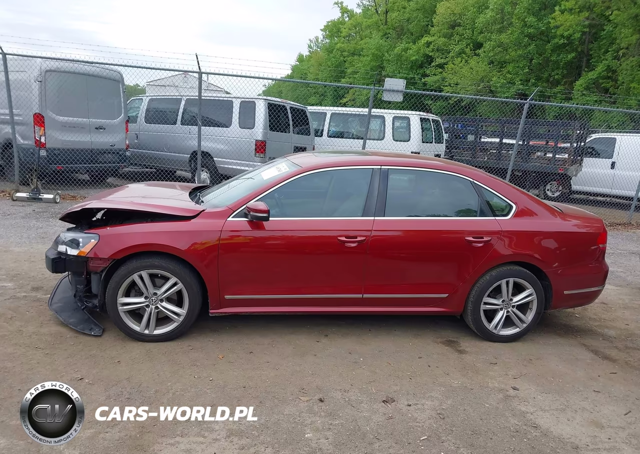 2015 Volkswagen Passat 2.0L Tdi Sel Premium VIN:1VWCV7A33FC031294 - 14