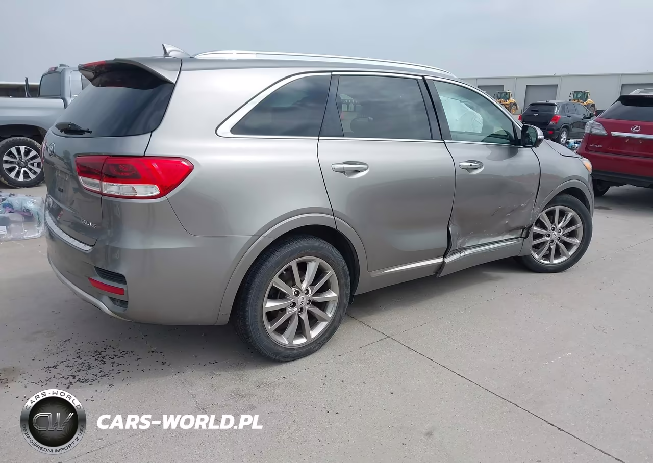 2017 Kia Sorento 3.3L Sxl VIN:5XYPK4A50HG294872 - 4