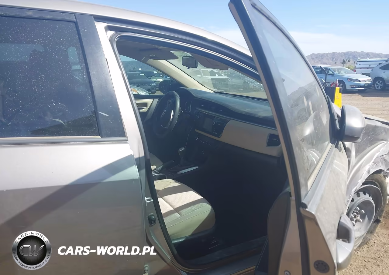 2015 Toyota Corolla Le VIN:5YFBURHE5FP294415 - 5