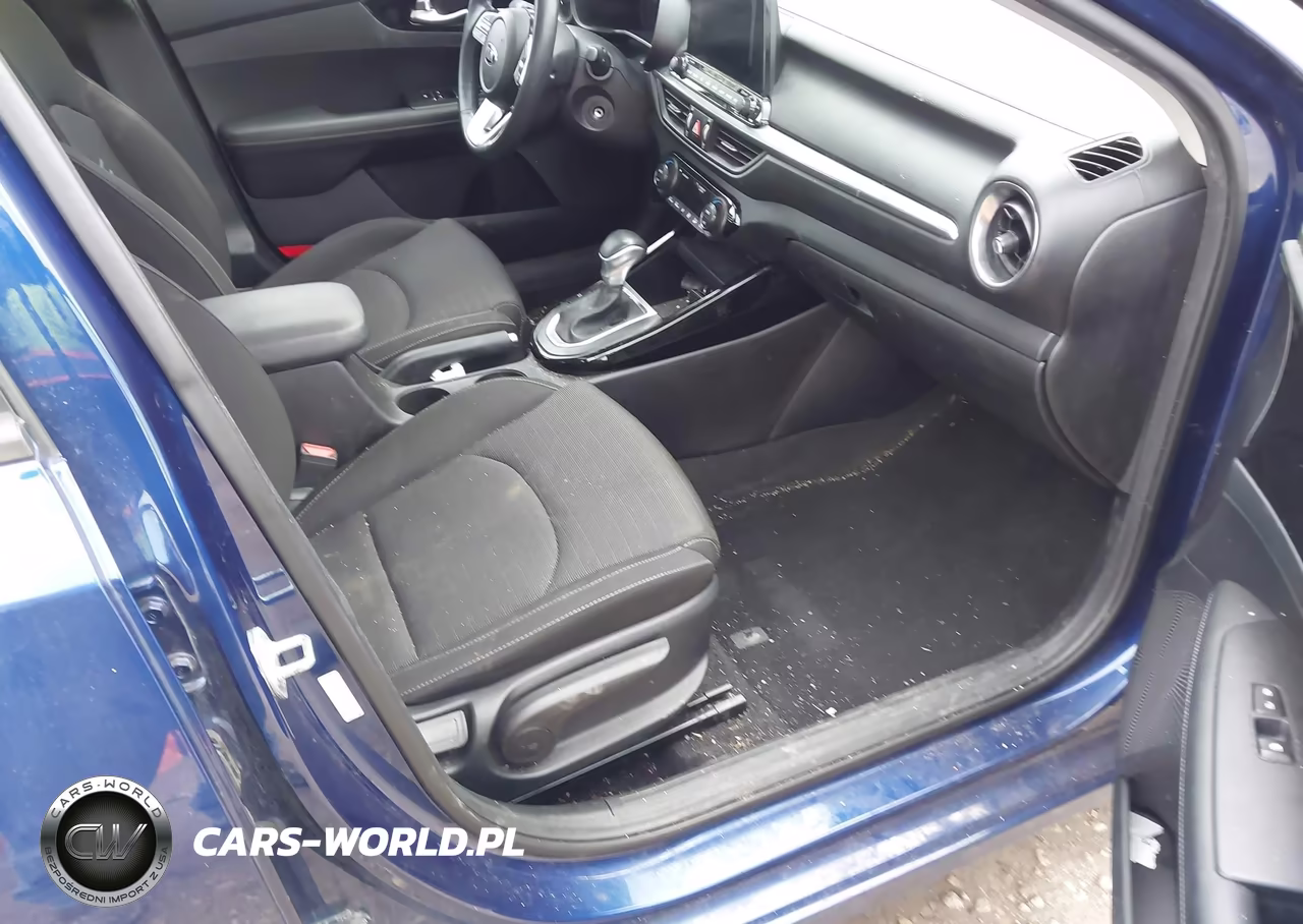 2019 Kia Forte S VIN:3KPF34AD4KE087745 - 5