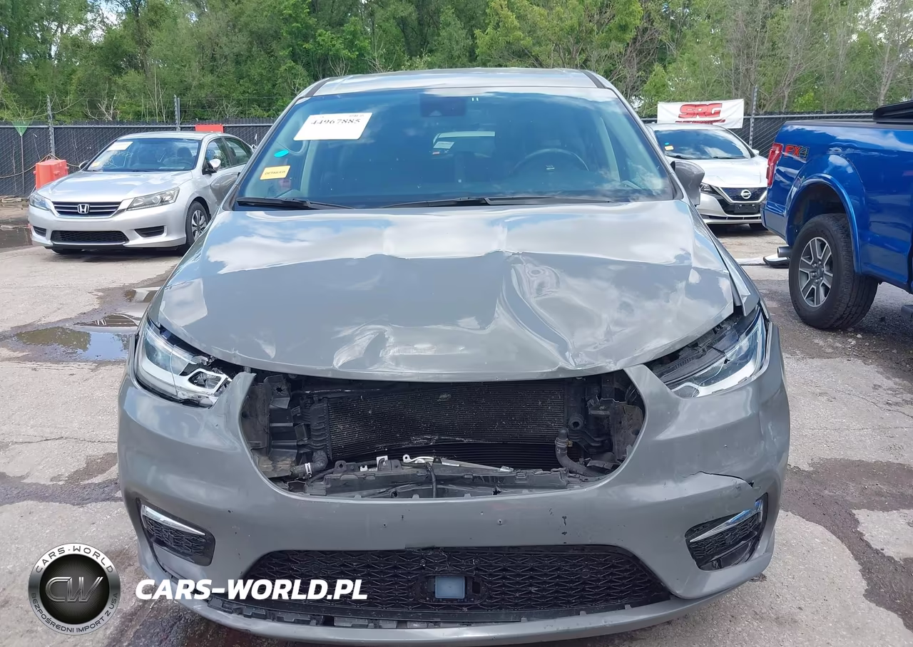 2022 Chrysler Pacifica Hybrid Touring L VIN:2C4RC1L7XNR118891 - 13