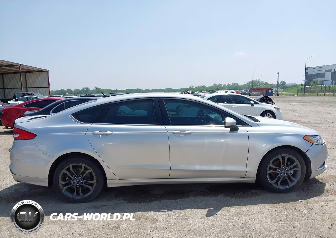 2018 Ford Fusion Se VIN:3FA6P0HD8JR185984 - 13