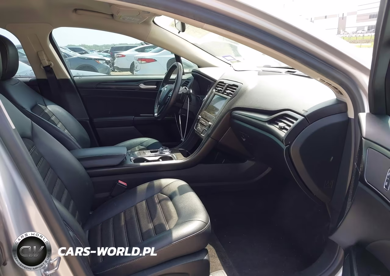 2018 Ford Fusion Se VIN:3FA6P0HD8JR185984 - 5