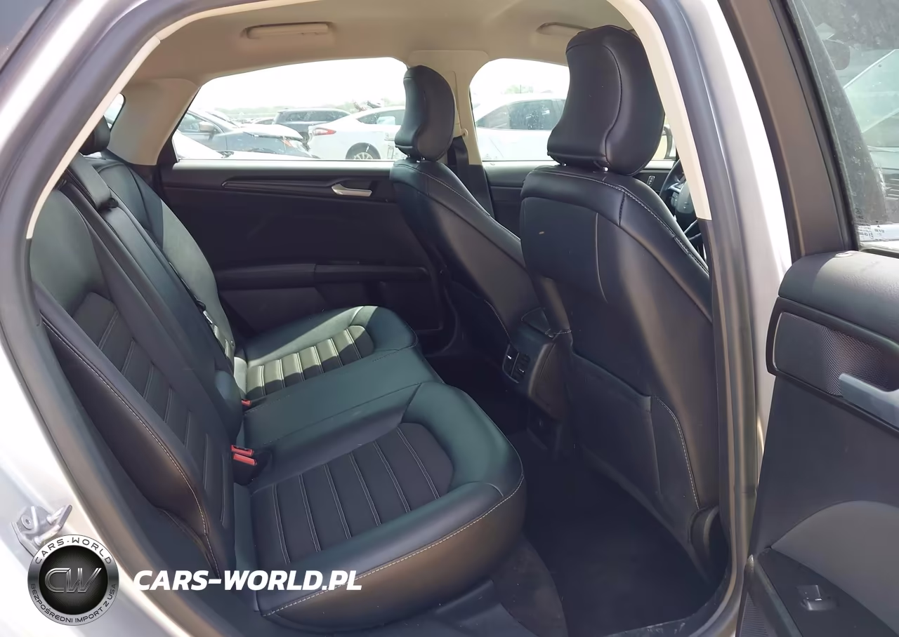 2018 Ford Fusion Se VIN:3FA6P0HD8JR185984 - 8