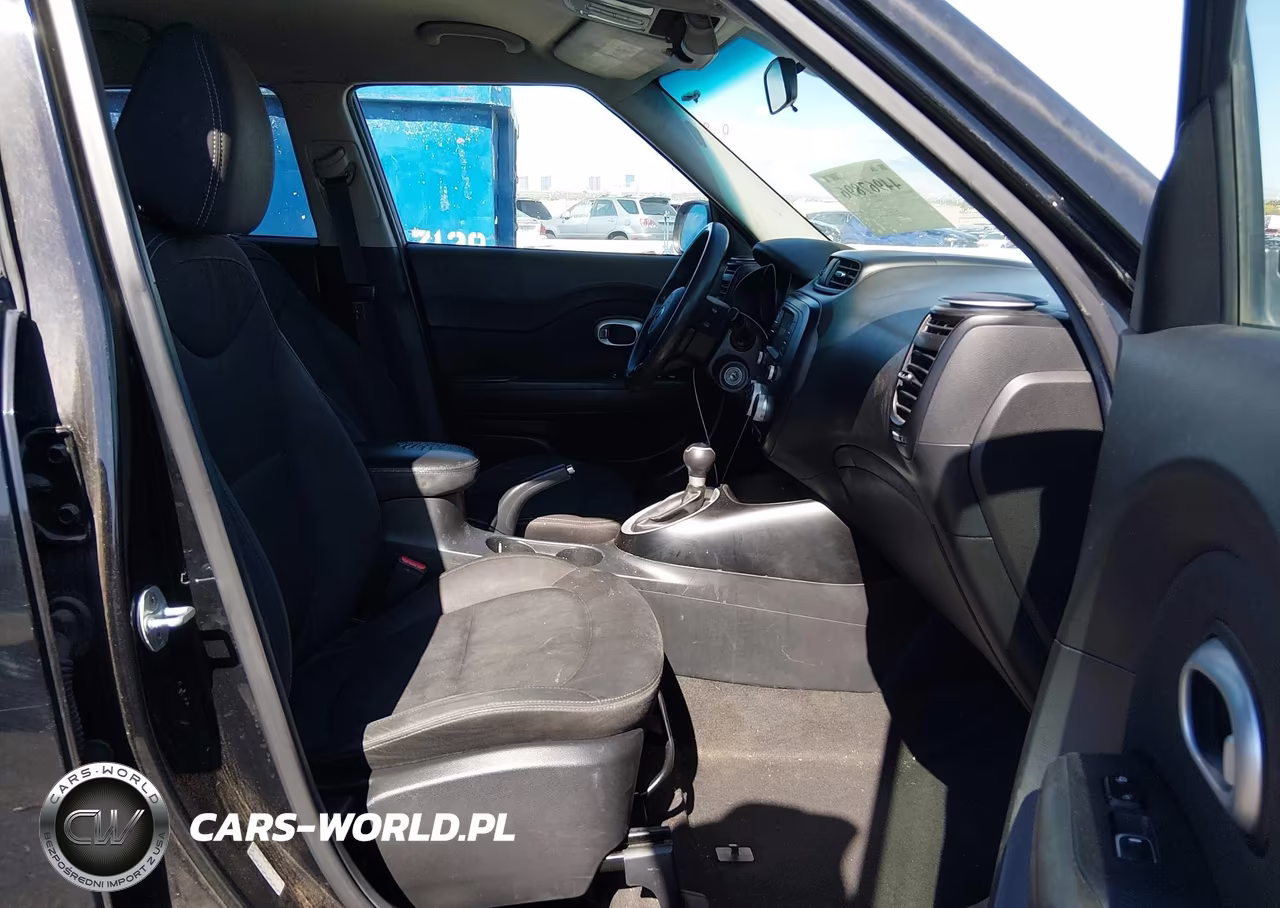 2017 Kia Soul VIN:KNDJN2A2XH7450436 - 5