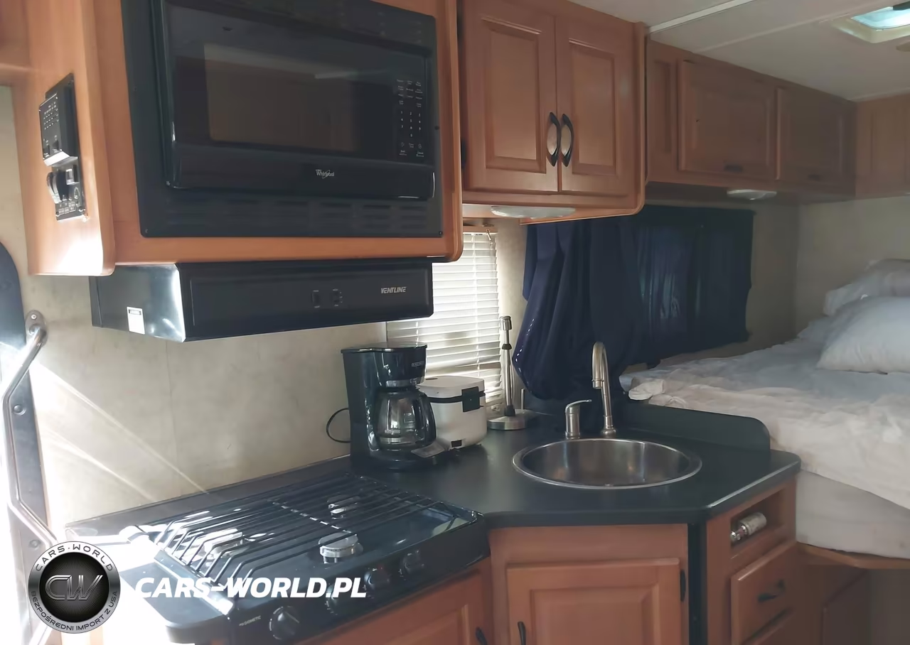 2013 Ford E-350 Cutaway VIN:1FDWE3FL2DDA46972 - 14