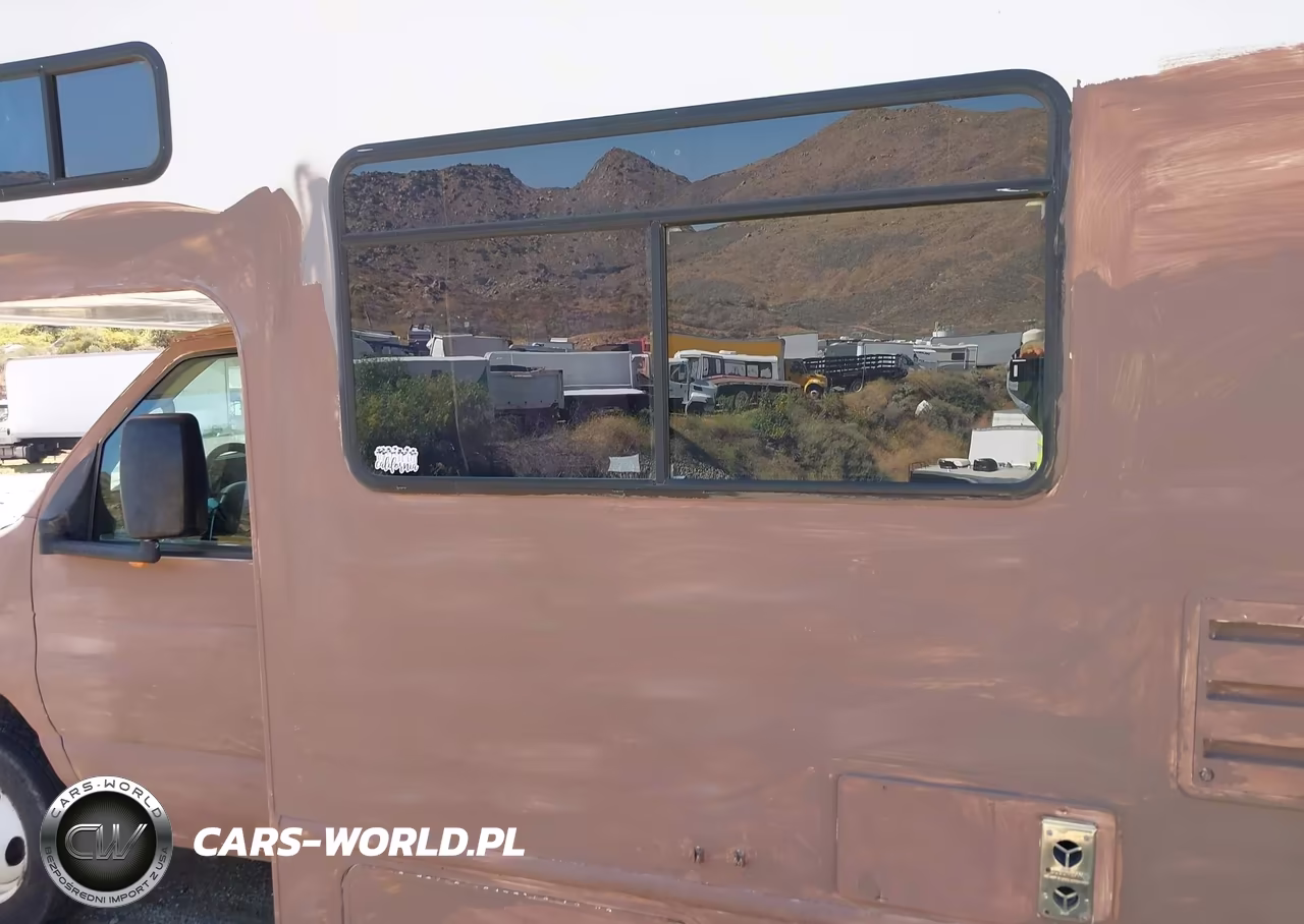 2013 Ford E-350 Cutaway VIN:1FDWE3FL2DDA46972 - 18