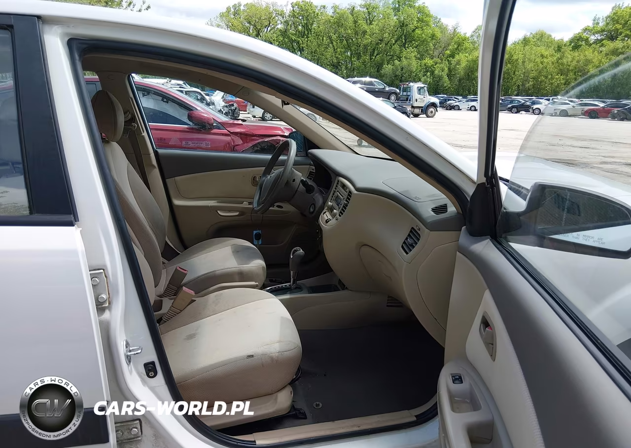 2008 Kia Rio Lx VIN:KNADE123886304330 - 5