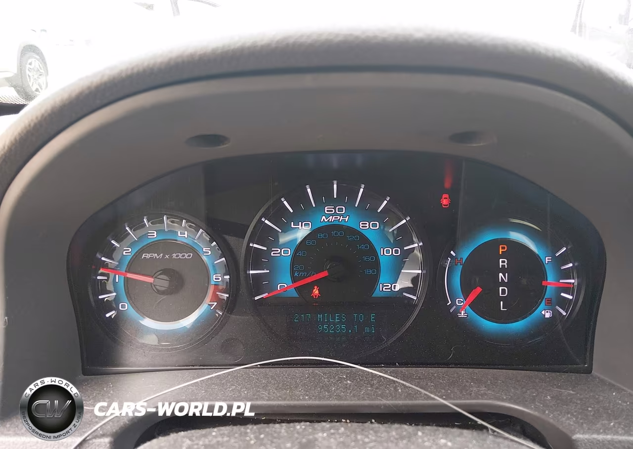 2010 Ford Fusion S VIN:3FAHP0GA5AR424505 - 7