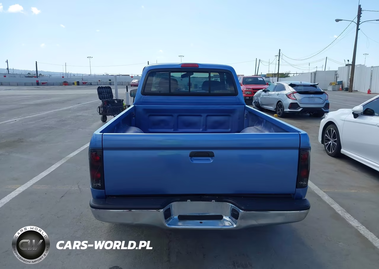 1999 Toyota Tacoma VIN:4TAVL52N5XZ485515 - 16