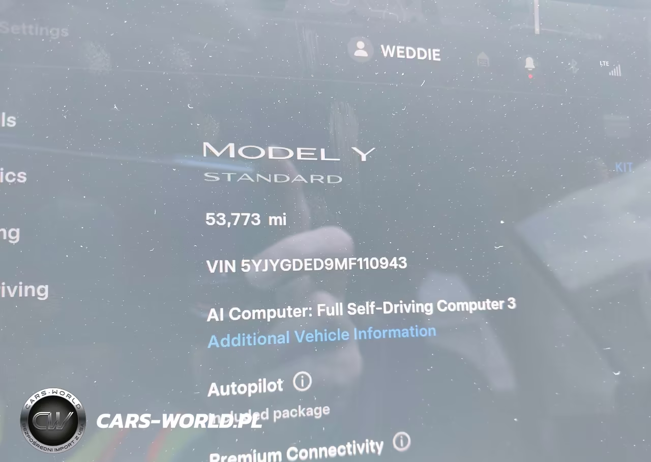 2021 Tesla Model Y Standard Range Rear-Wheel Drive VIN:5YJYGDED9MF110943 - 15