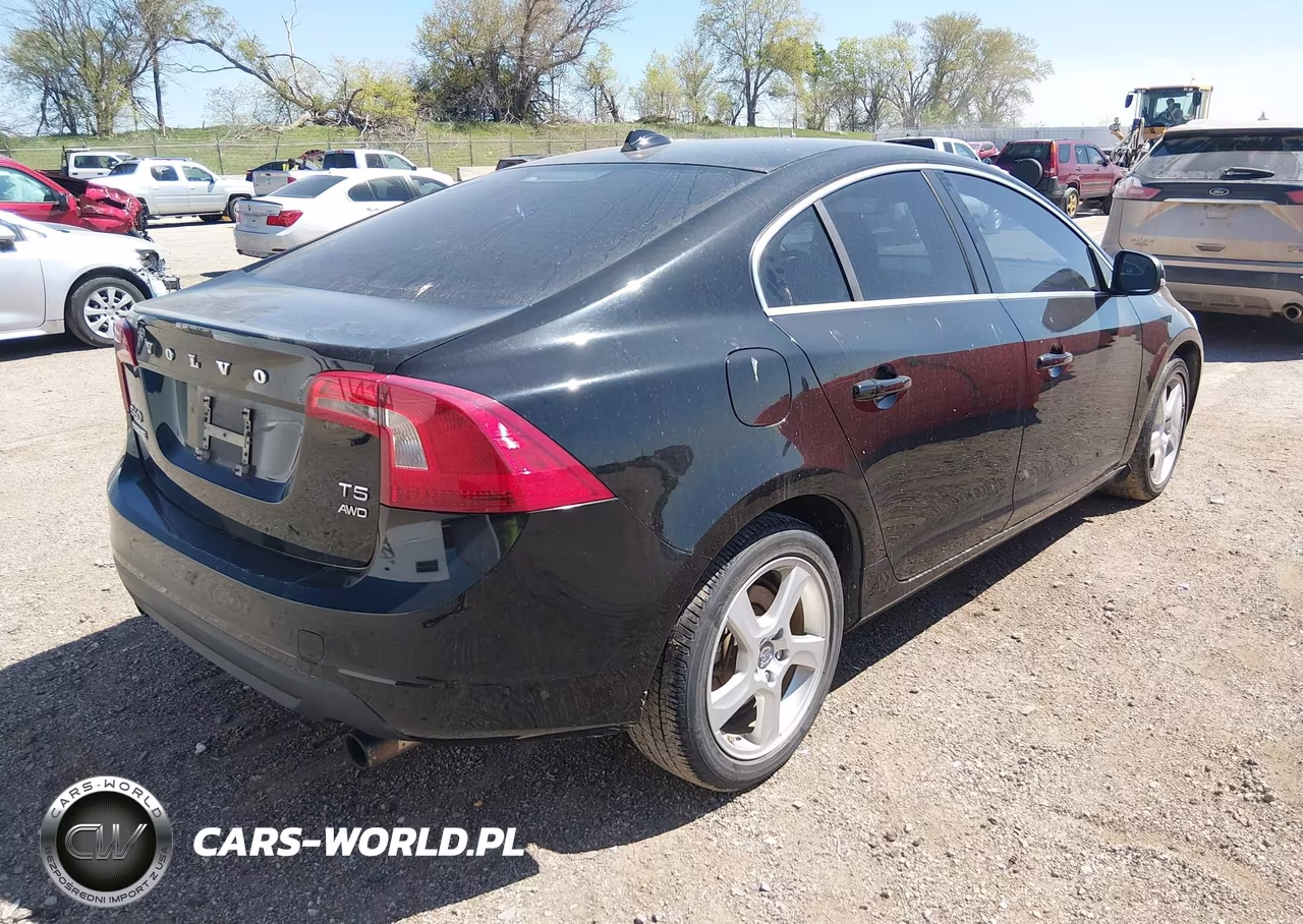 2013 Volvo S60 T5-T5 Platinum-T5 Premier-T5 Premier Plus VIN:YV1612FHXD2176347 - 4
