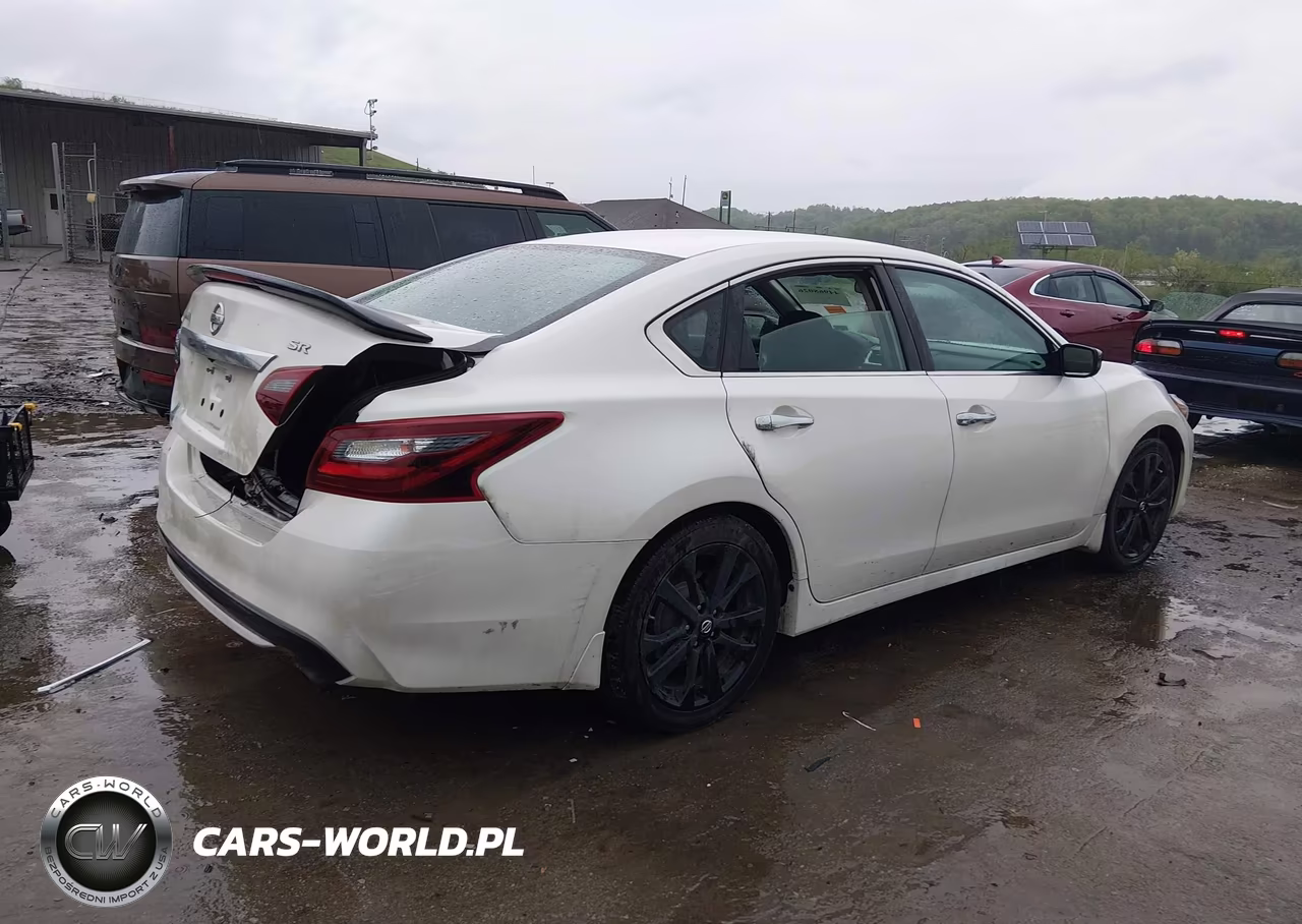 2017 Nissan Altima 2.5 Sr VIN:1N4AL3AP8HC288472 - 4