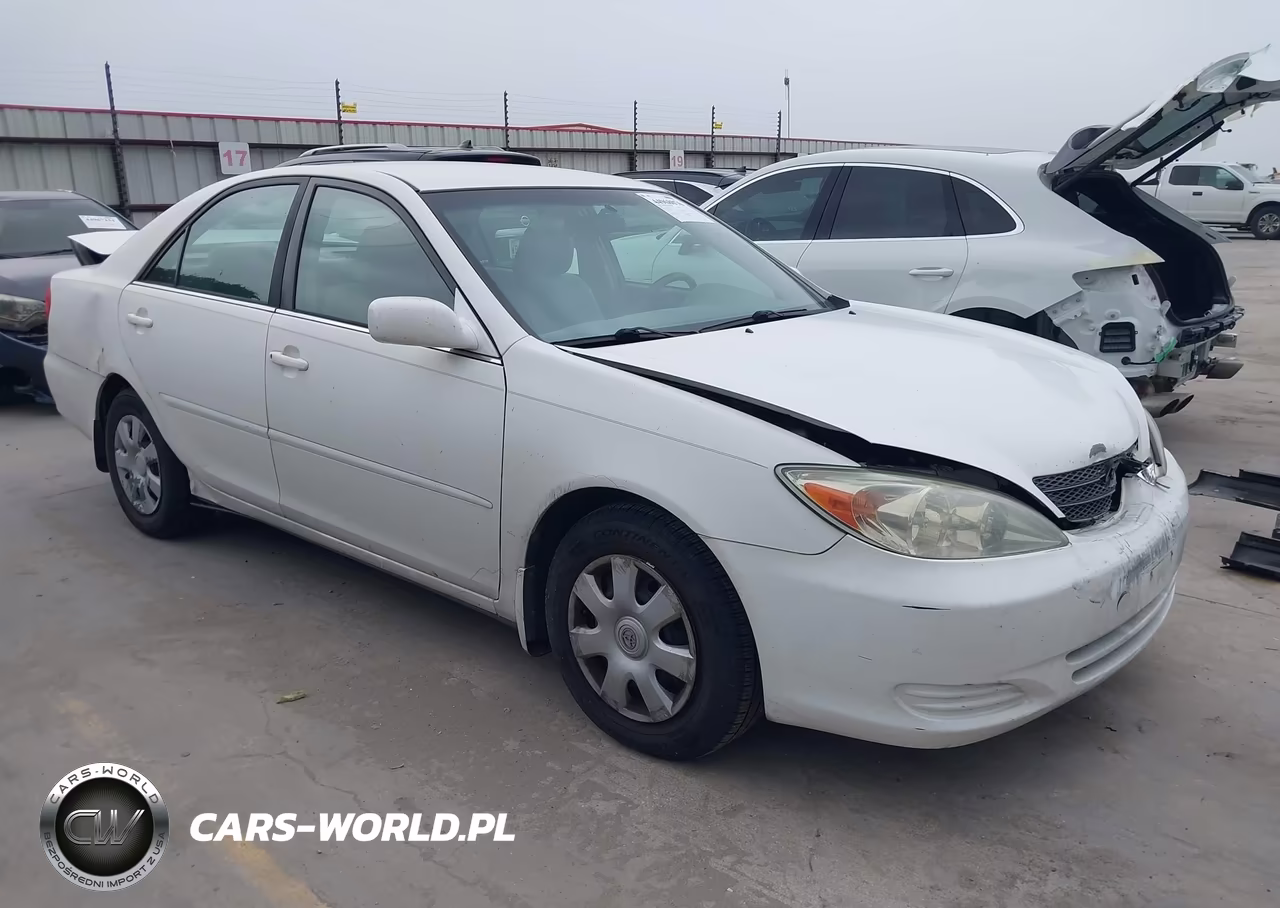 2004 Toyota Camry Le